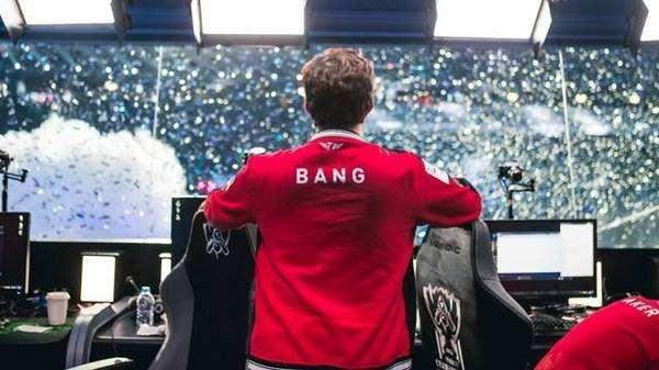 florescent 否认性侵犯指控