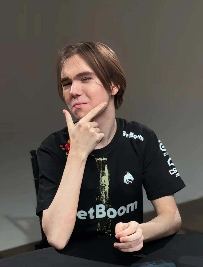 英雄联盟LPL神仙情侣分手，其实早有预兆