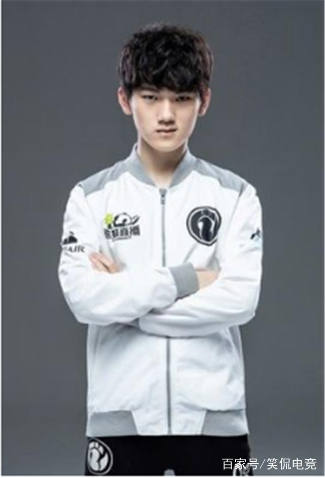 XLG Esports 在 VCT 2025： 中国第二阶段中以战胜 Wolves Esports 获得第二场胜利；