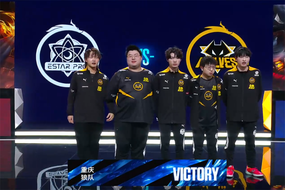 HJELM1 已经离开 GamerLegion Academy ，并在寻找新的项目